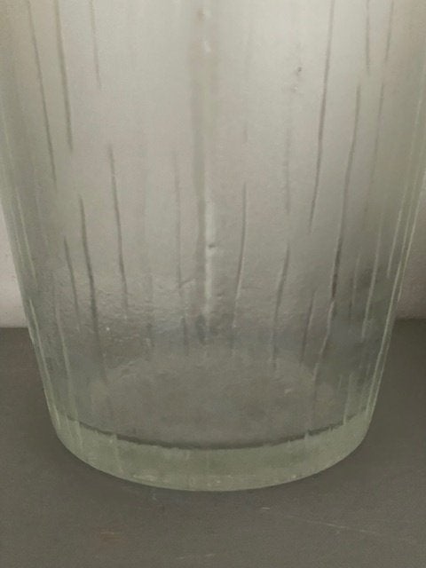 Vintage glazen vaas glas. Mooi gedecoreerd met bloemen., Ophalen, Zo goed als nieuw, Glas, 23 cm