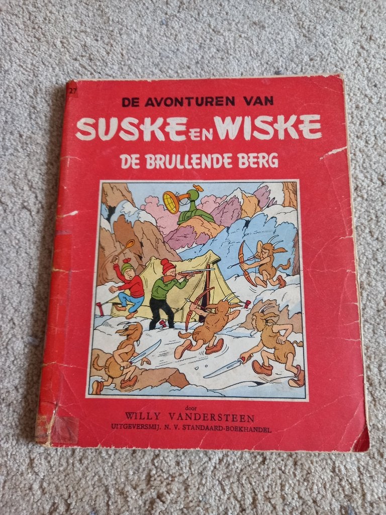 Suske en Wiske RV Vl ongekleurd(4)-De brullende berg 1e druk, Gelezen, Willy Vandersteen, Eén stripboek, Ophalen of Verzenden
