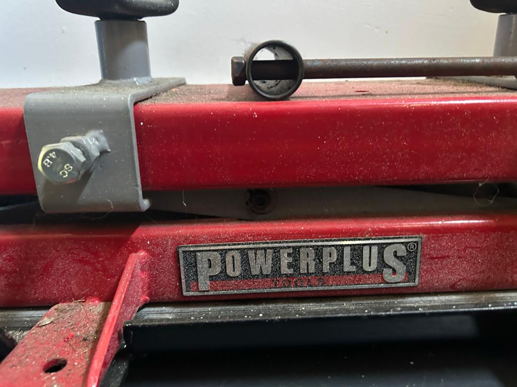 Gebruikte Powerplus schaarlift voor motorfietsen, Ophalen, Gebruikt