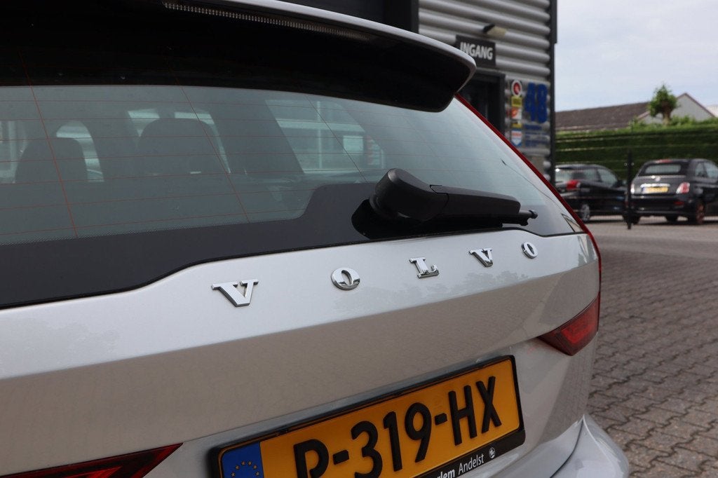 Volvo V60 2.0 B4 Core Hybride Automaat, Euro 6, 4 cilinders, 1969 cc, 1634 kg