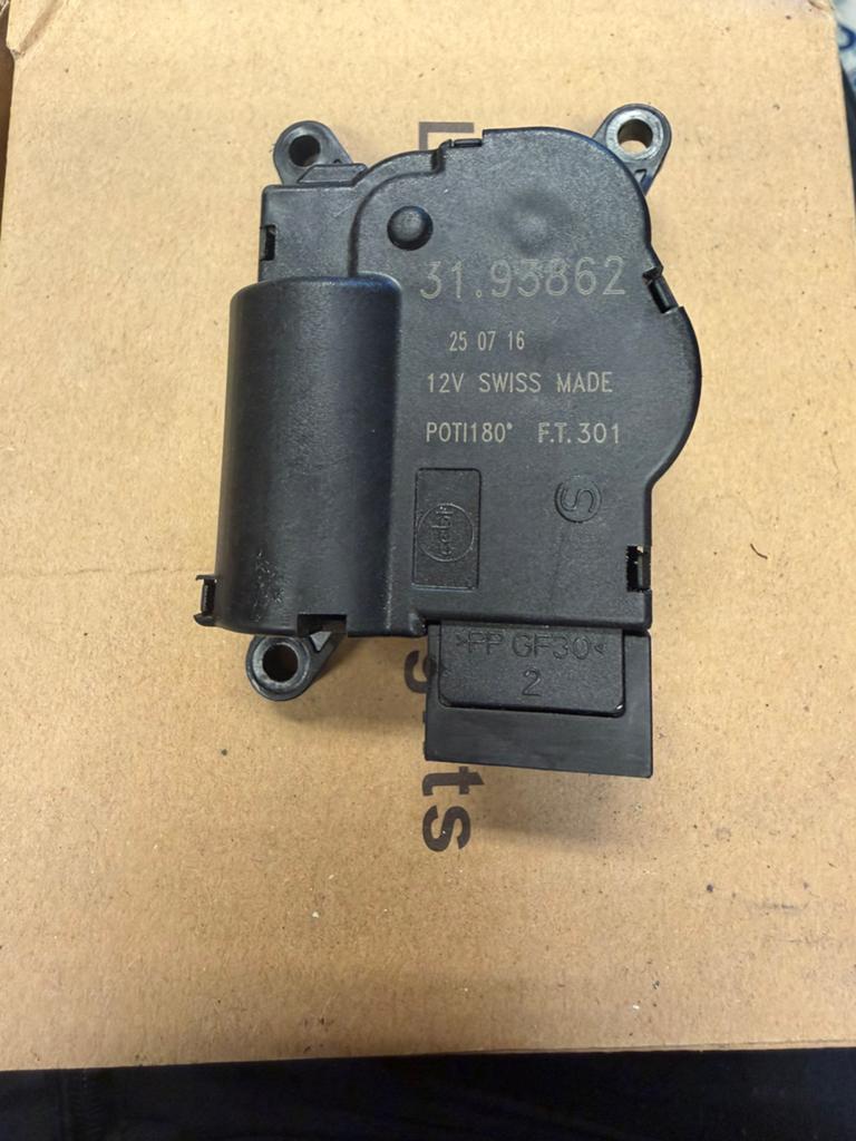VW T5 T6 Verwarming Ventilatieklep Actuator Motor 31.93862, Auto-onderdelen, Airco en Verwarming, Volkswagen, Gebruikt, Ophalen of Verzenden