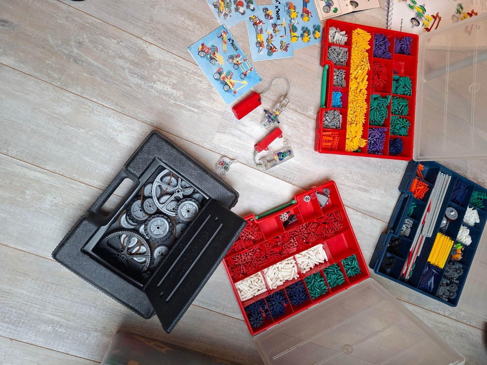 Knex met motortjes en boekjes., Ophalen, Meerdere sets