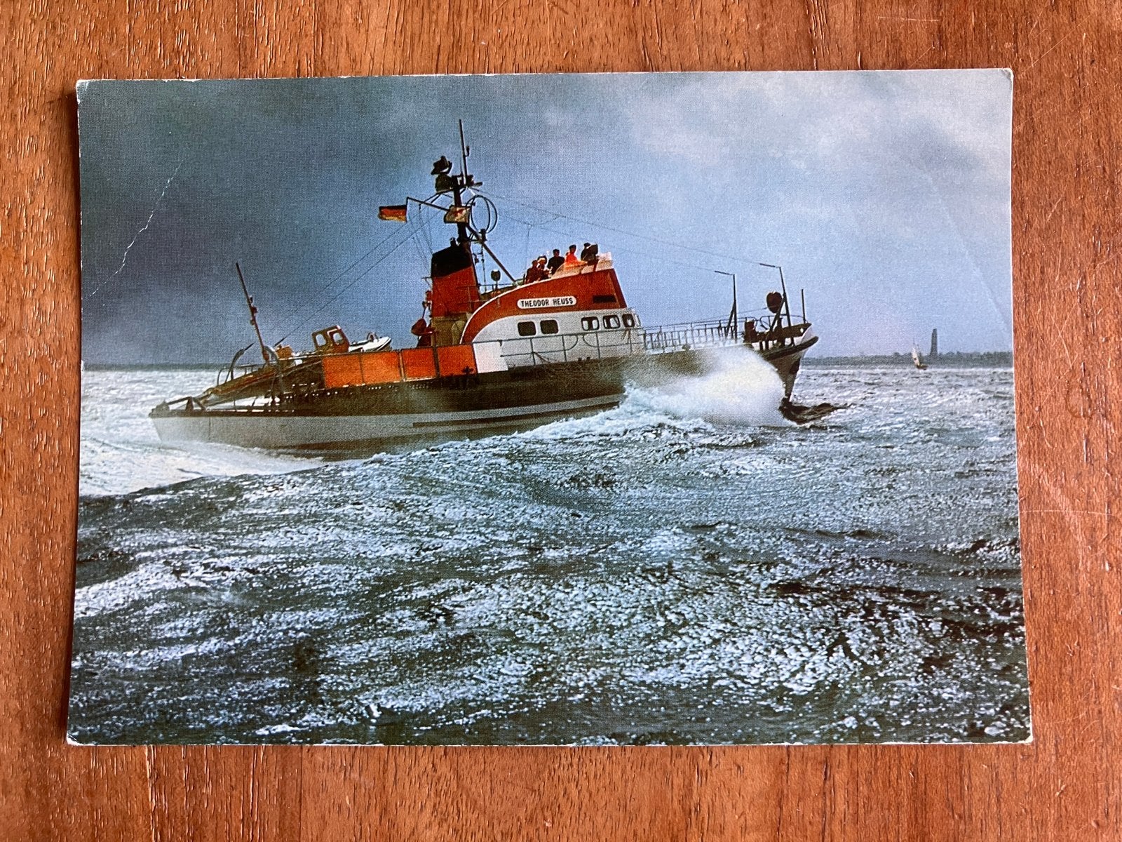 Reddingboot / Seenot-Rettungskreuzer "Theodor Heuss", Verzamelen, Ophalen of Verzenden, Motorboot, Kaart, Foto of Prent