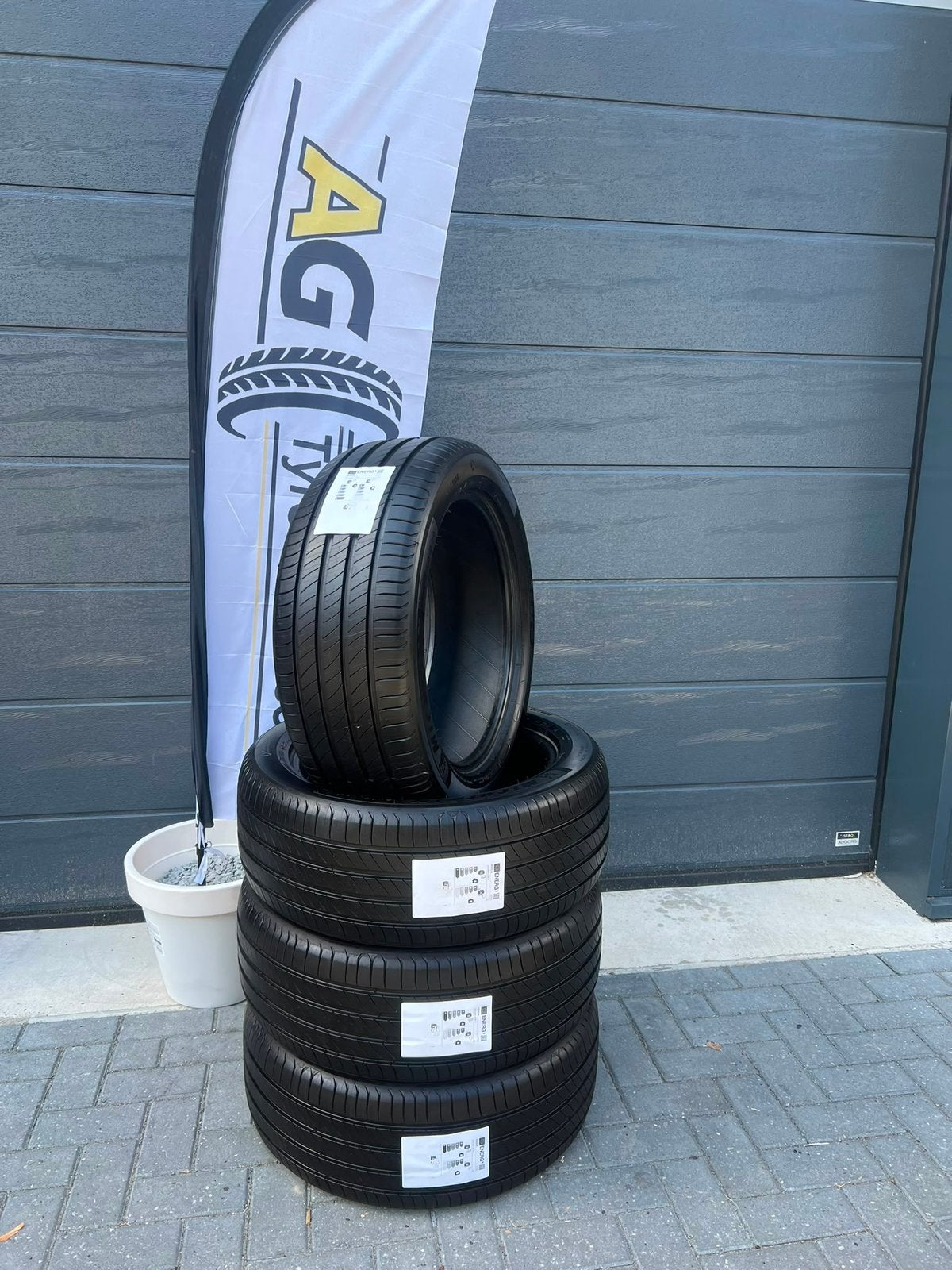 4x 235 50 R19 99V Michelin E-Primacy