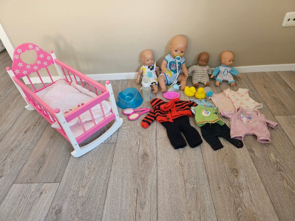 Poppen - baby born, Ophalen, Zo goed als nieuw, Babypop