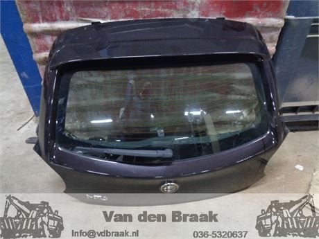 Alfa Romeo Mito 2008-2016 Achterklep, Gebruikt, Herkomst onderdeel bekend, -, Ophalen of Verzenden