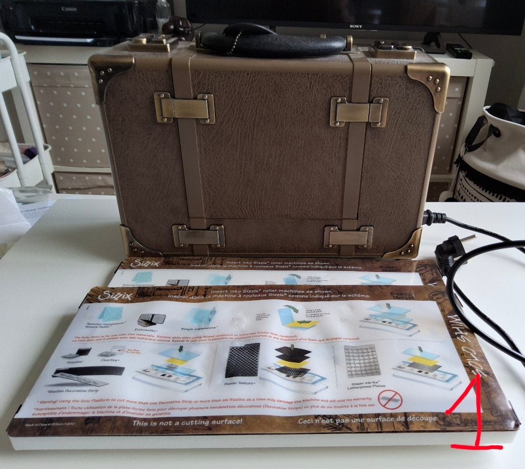 Sizzix Elektrische stansmachine, Geschikt voor karton, Gebruikt, Overige thema's, Ophalen of Verzenden