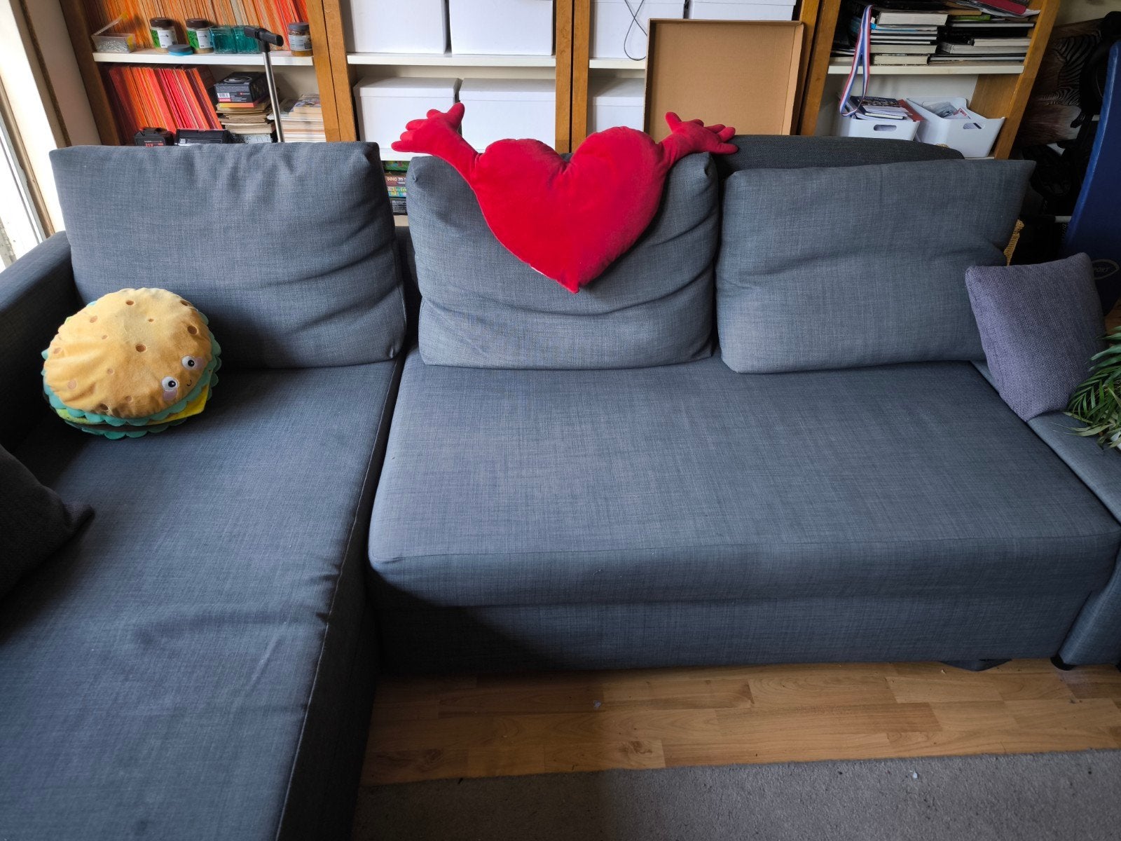 Ikea Friheten slaapbank met slaapfunctie en opbergruimte, Huis en Inrichting, Ophalen, Gebruikt, 100 tot 125 cm, Modern, Functioneel