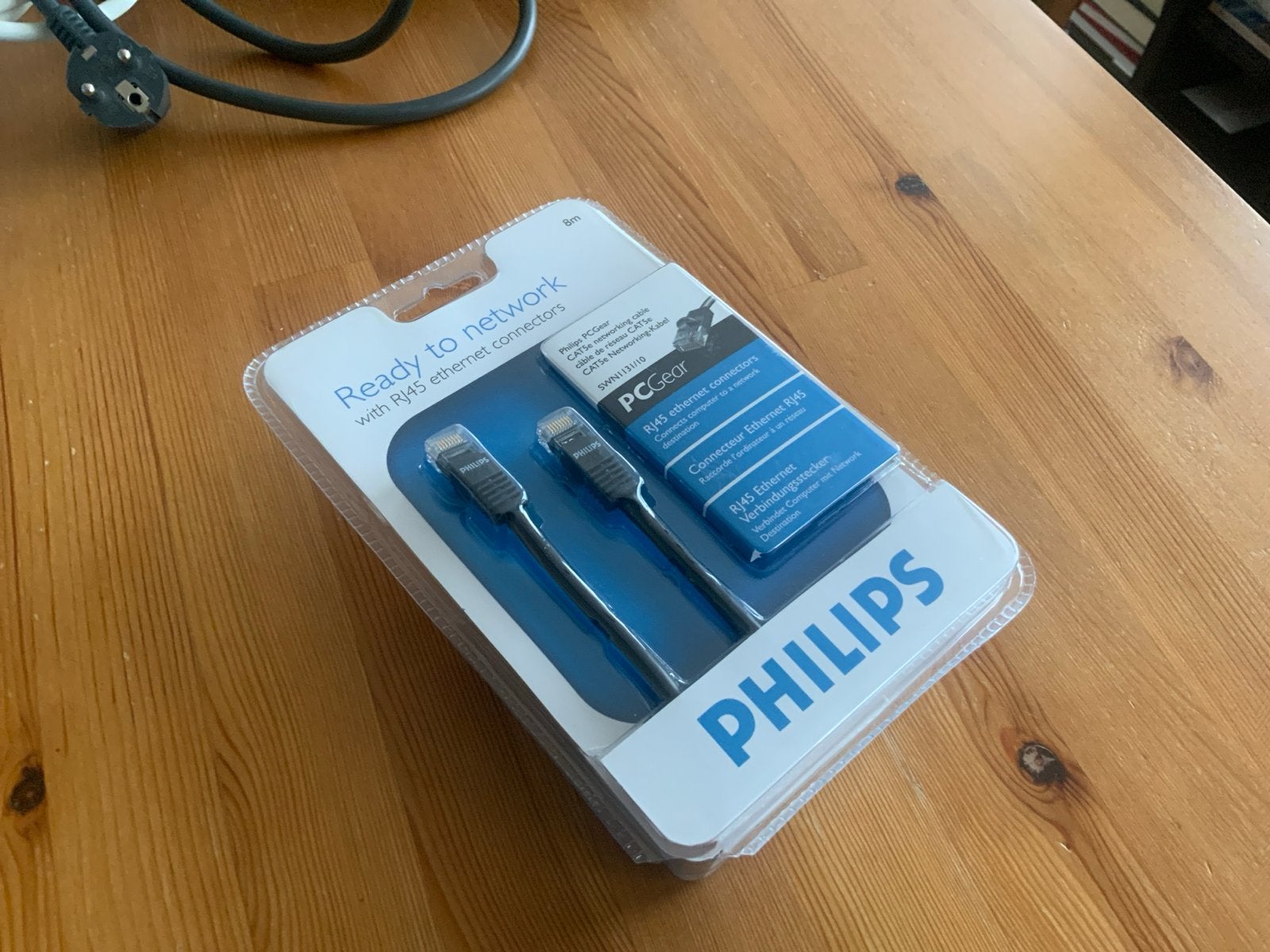 Philips  CSWN1131/10 CAT5e UTP netwerkkabel - 8 meter, Computers en Software, Pc- en Netwerkkabels, Ophalen of Verzenden, Nieuw