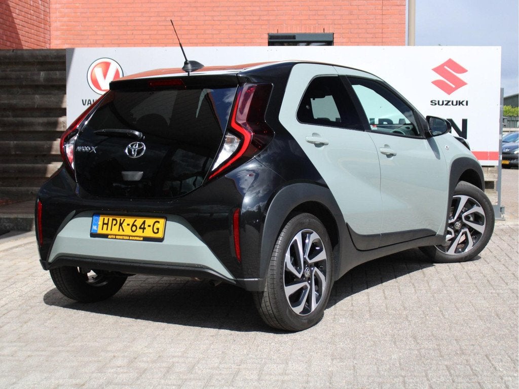 Toyota Aygo X 1.0 VVT-i S-CVT Pulse Automaat Achteruitrijcam, Auto's, Toyota, 12 maanden, Stof, Euro 6, 4 stoelen