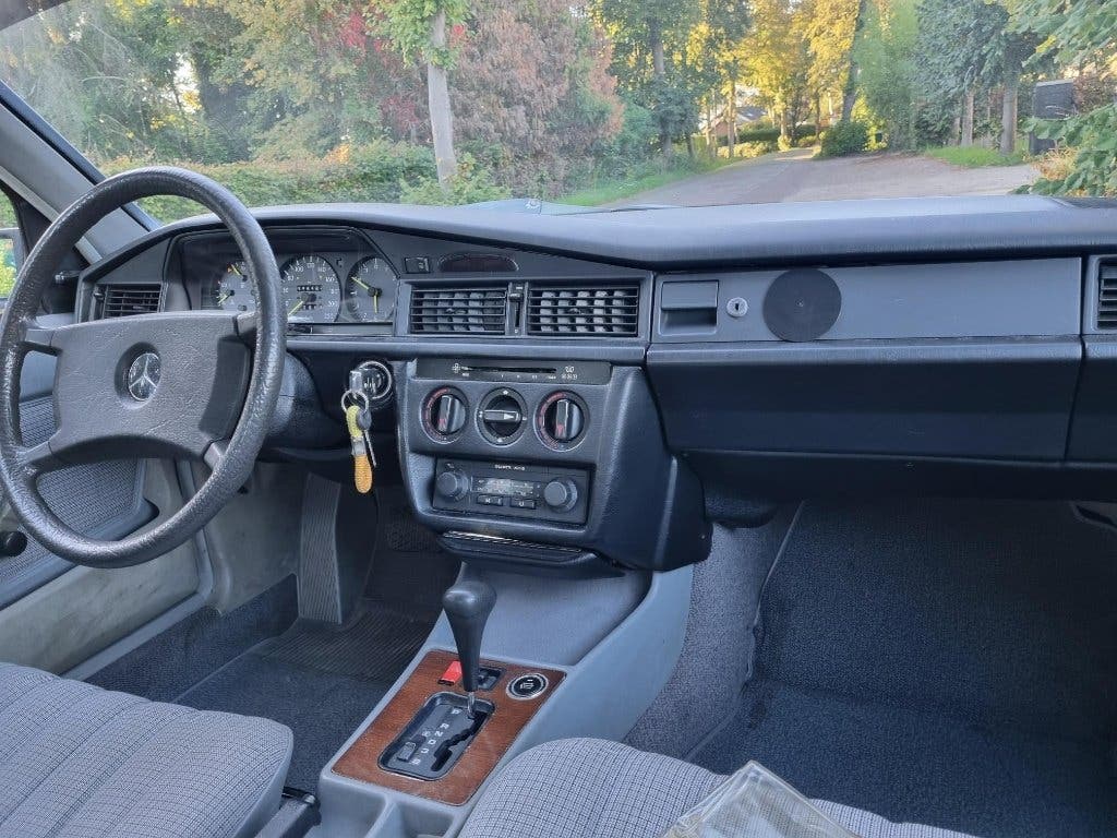 Mercedes 190E Aut. 1986 Belastingvrij, foto 10