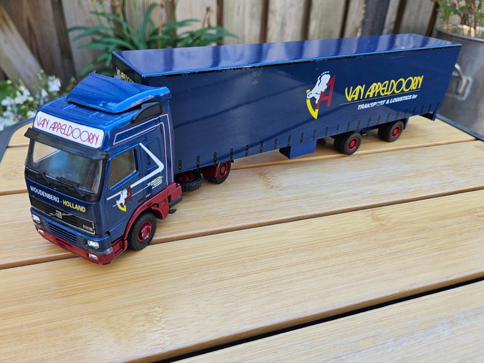 Lion car Volvo FH12 van Appeldoorn Woudenberg, Hobby en Vrije tijd, Ophalen of Verzenden, Gebruikt, Bus of Vrachtwagen, Lion Toys