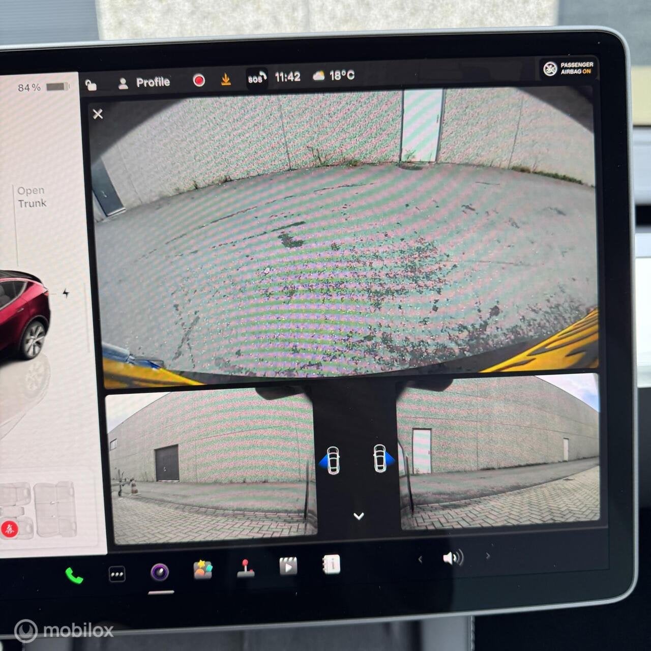 Foto 17 van Tesla Model Y Long Range AWD + MMX PACK + IAP + SOH 93.7%