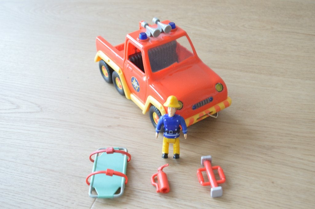 Brandweerman Sam Venus auto met 1 poppetje en 3 accesoires., Ophalen of Verzenden, Gebruikt