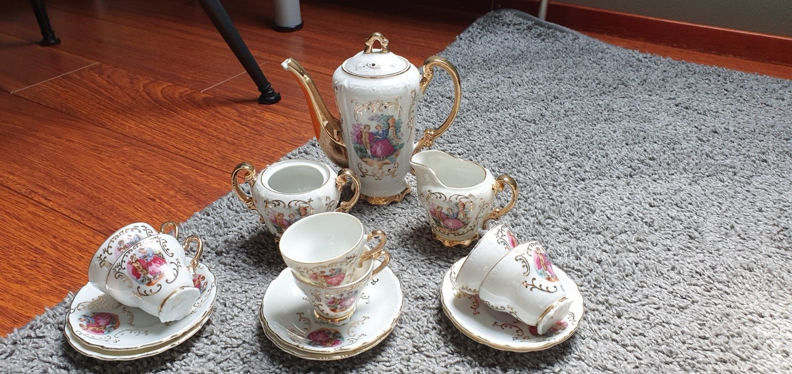 Vintage mocca servies OPHALEN, Antiek en Kunst, Ophalen