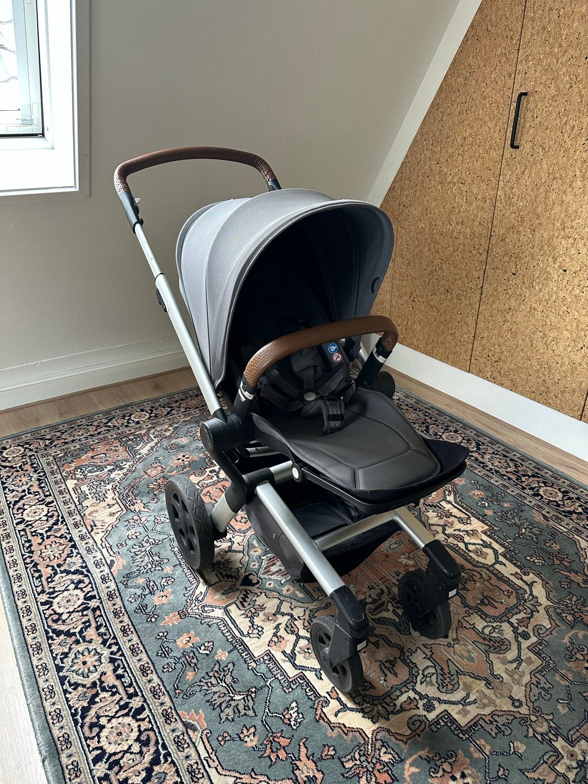 Joolz Hub Kinderwagen met Reiswieg, Kinderen en Baby's, Kinderwagens en Combinaties, Gebruikt, Combiwagen, Met reiswieg, Ophalen