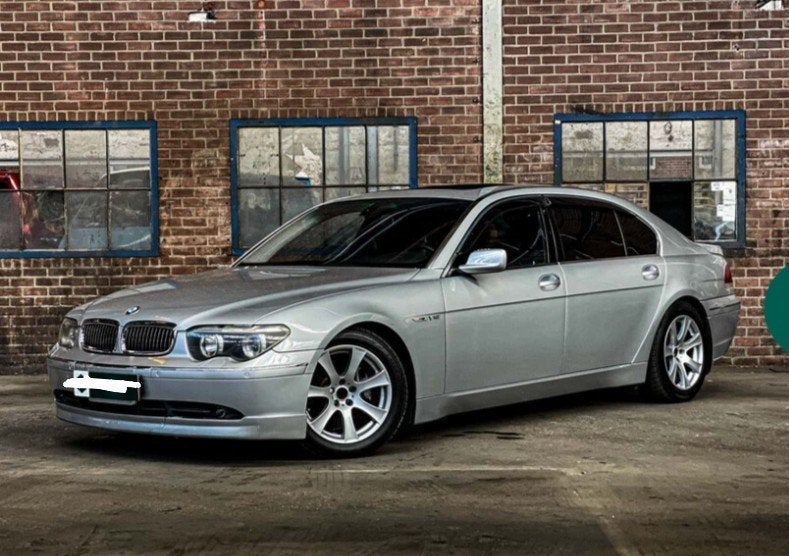 BMW 760 LI lang  v12. 2004, Automaat, Zwart, 4 stoelen, 5972 cc