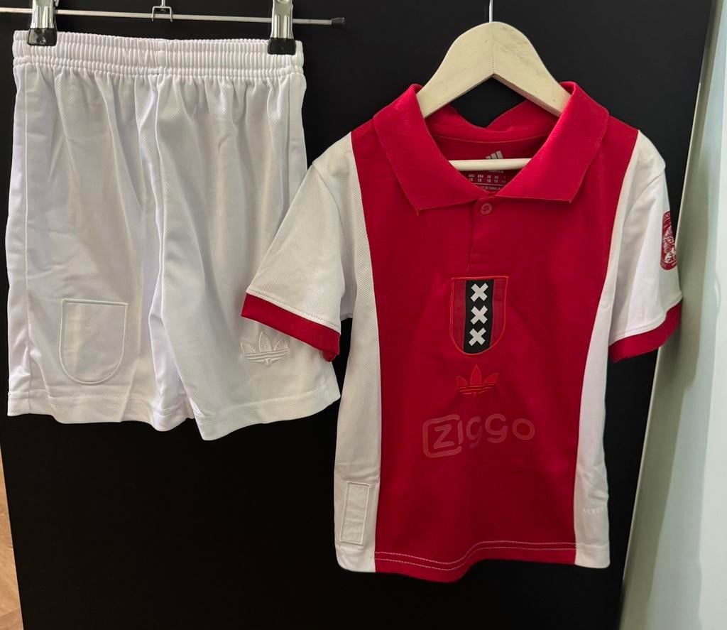 Voetbal pakje van ajax - kinder voetbal tenue, Ophalen of Verzenden, Zo goed als nieuw, Jongen of Meisje