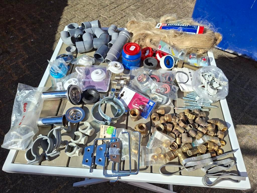 Diverse loodgietersmaterialen - Nieuw en gebruikt, Ophalen of Verzenden, Gebruikt, Rvs, Overige typen