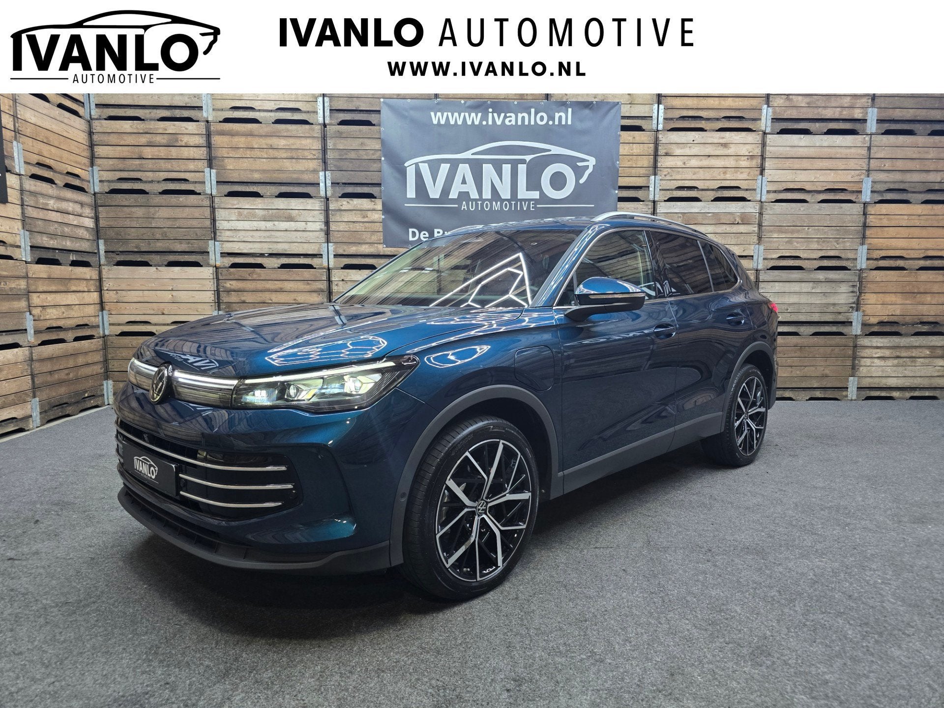 Volkswagen TIGUAN 1.5 eHybrid Elegance IQ LIght Panorama 360, Auto's, 150 pk, Leder en Stof, Plug-in hybride, Bedrijf