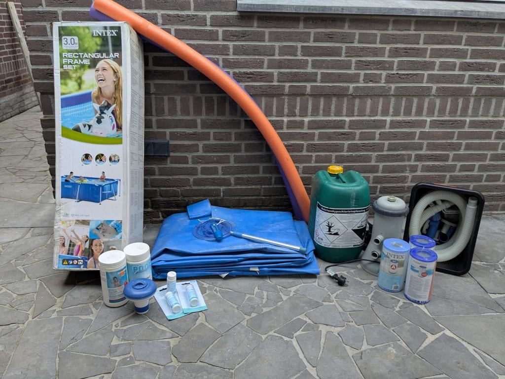 Zwembad van Intex incl. toebehoren, Ophalen, Gebruikt, 200 tot 300 cm, Opzetzwembad