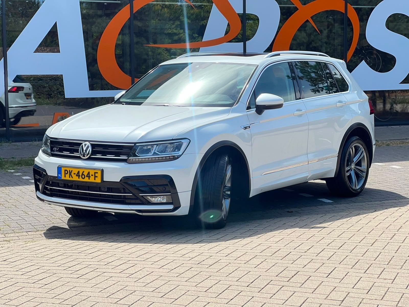 Volkswagen Tiguan 1.4 TSI 110KW DSG 2017 Wit, 1800 kg, Zwart, 4 cilinders, Alcantara