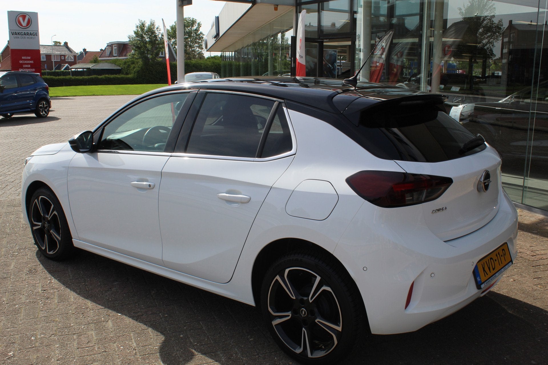 Opel Corsa 1.2 GS Line 100PK TURBO In nieuwstaat verkerende, Voorwielaandrijving, 101 pk, Gebruikt, Leder en Stof