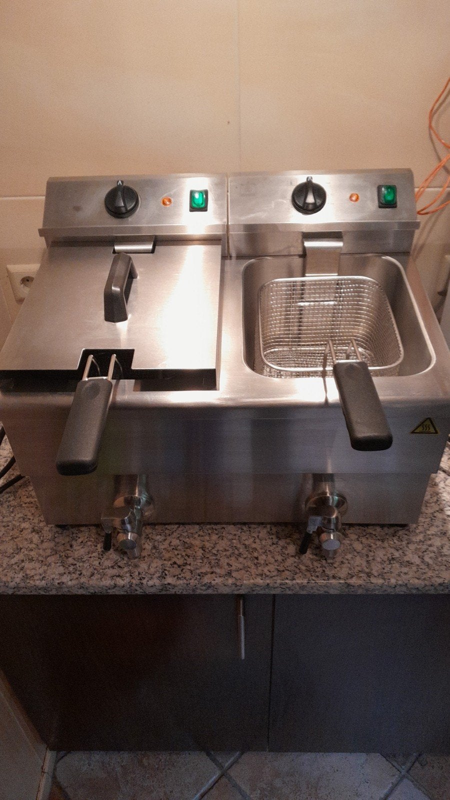 Select Horeca GDF 2028 Duo-Friteuse - Professioneel, 4 liter of meer, Ophalen of Verzenden, Gebruikt, Duo-friteuse