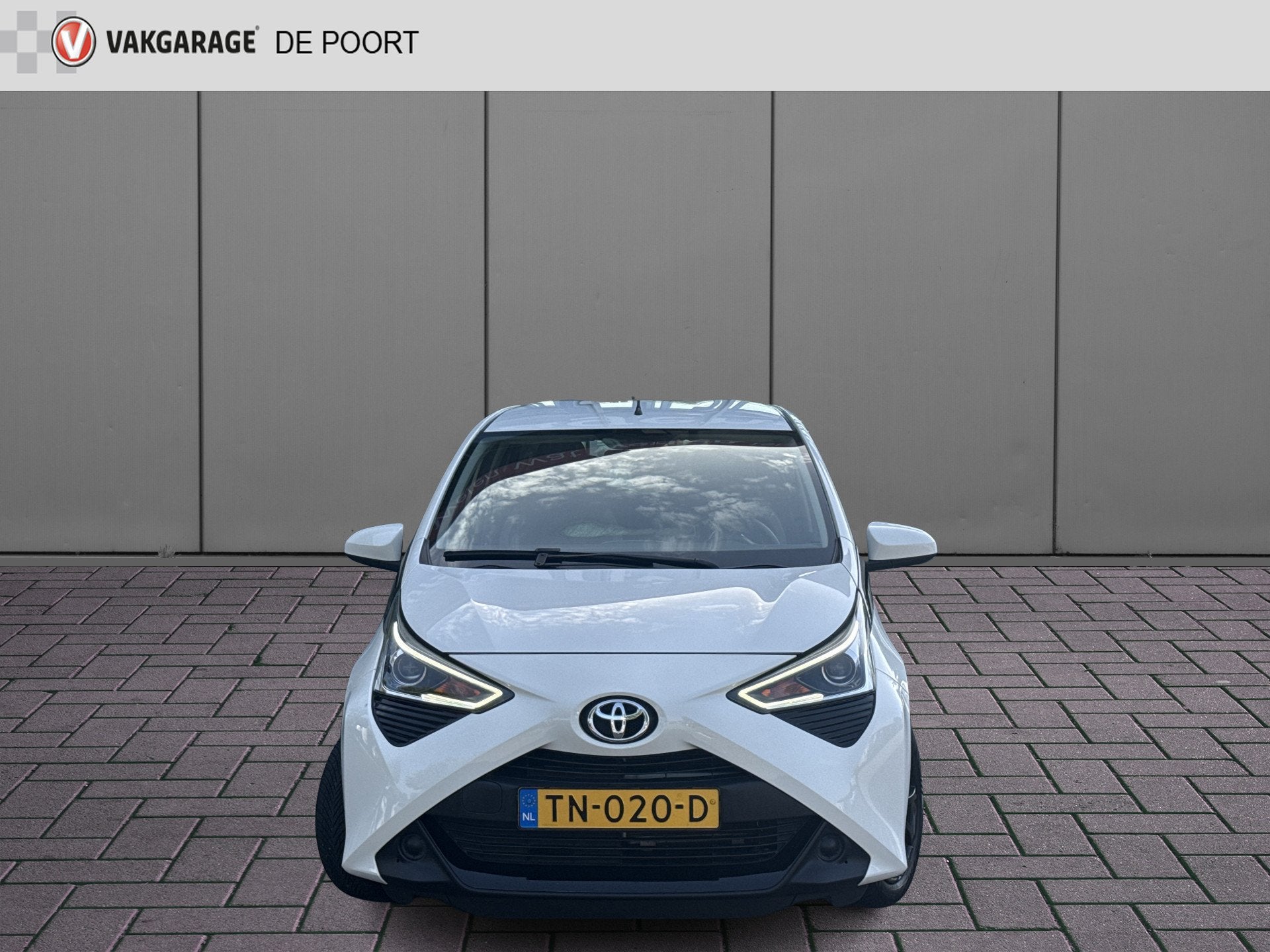 Toyota Aygo 1.0 VVT-i x-play | Cruisec. | Camera | Airco | C, Voorwielaandrijving, Stof, Gebruikt, 4 stoelen