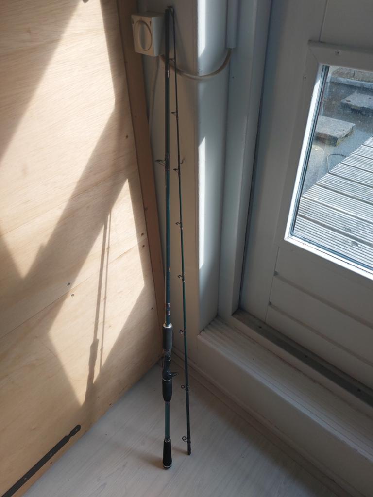 Abu Garcia beast x baitcaster, Ophalen of Verzenden, Zo goed als nieuw, Werphengel