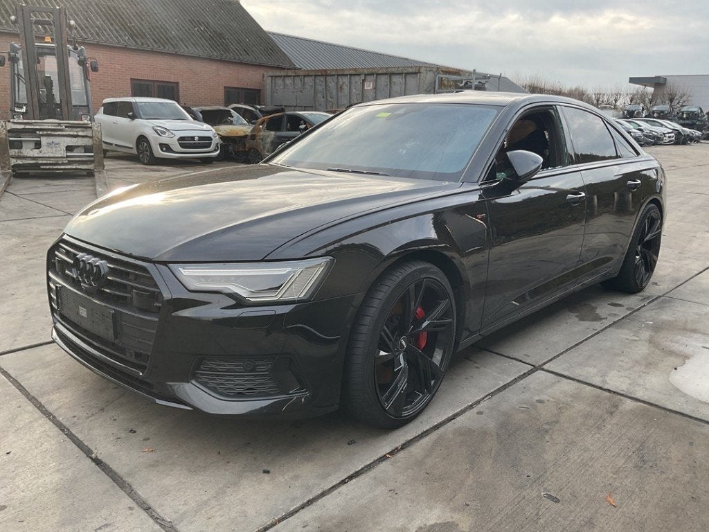 Bumper Voor Audi A6 (C8) (2019-11/..) 4K0807065A, Gebruikt, Auto-Union-Straße  1, Ingolstadt 85057, , Duitsland, Info@audi.de