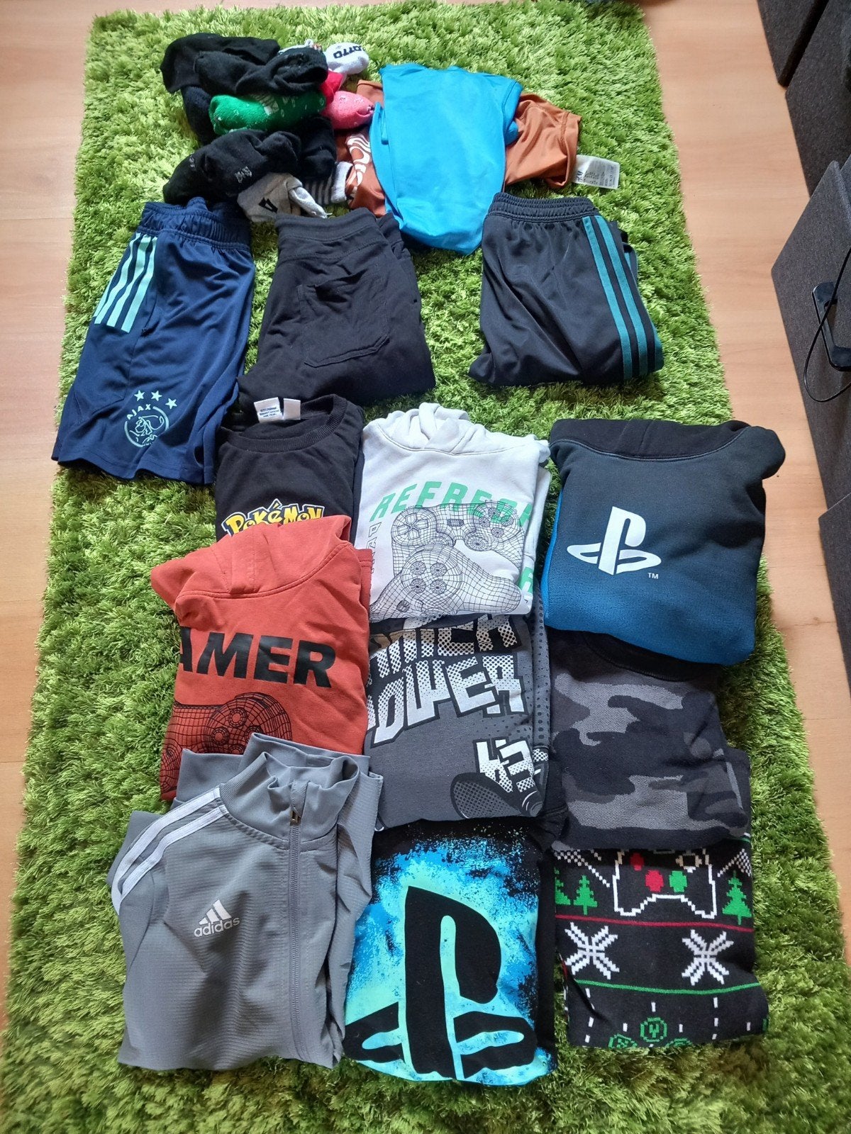 Kledingpakket Jongenskleding Maat 146/152 (15 stuks), Ophalen, Gebruikt, Adidas, PlayStation, Ajax, Jongen
