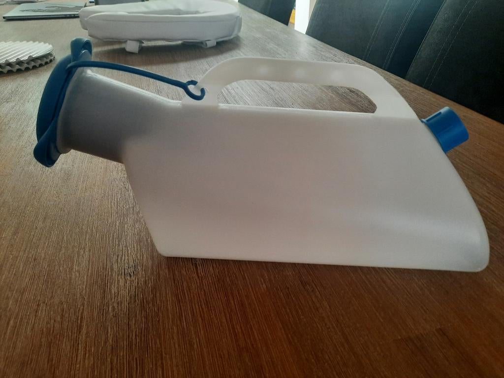 Urinaal met anti-terugloopsysteem, Diversen, Verpleegmiddelen, Ophalen of Verzenden