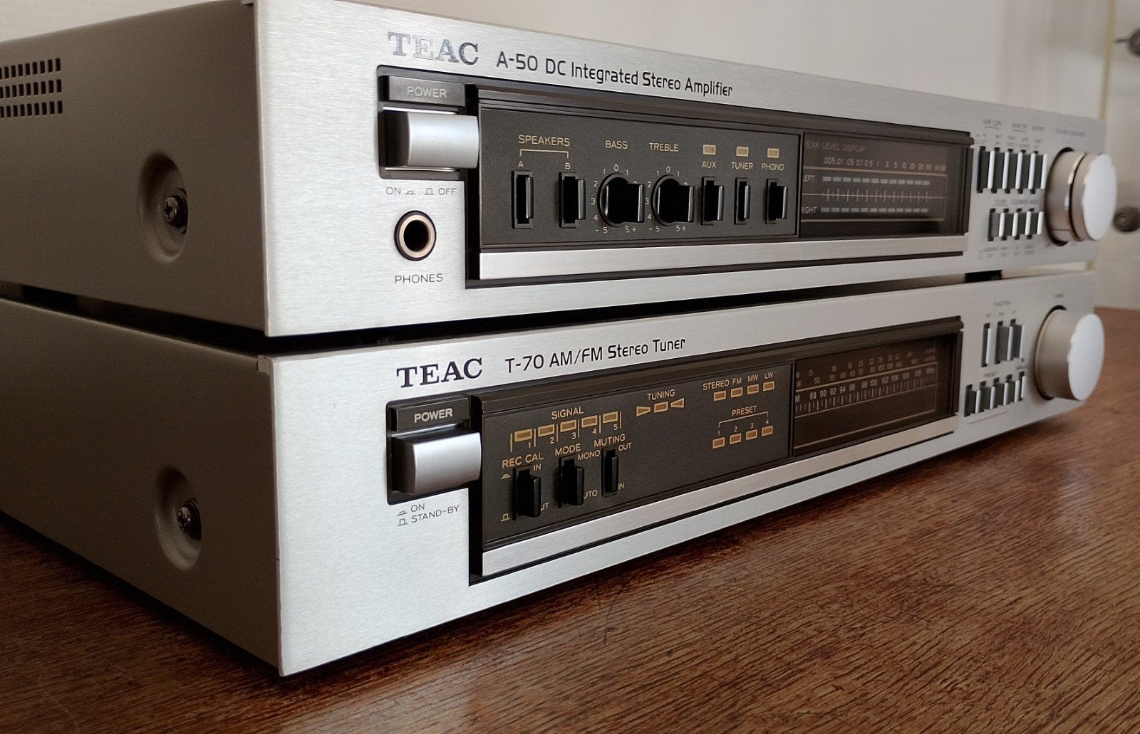 TEAC A-50 DC versterker & T-70 + T -50 tuner., Ophalen, Zo goed als nieuw, Overige merken