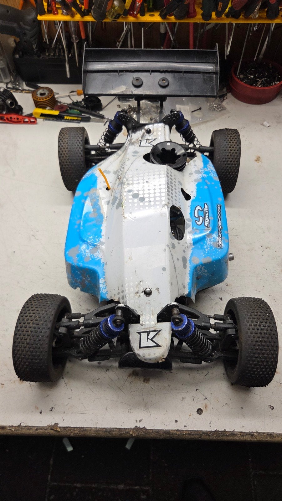 Te koop leuke kyosho inferno, Hobby en Vrije tijd, Gebruikt, Auto offroad, Ophalen of Verzenden, Schaal 1:8