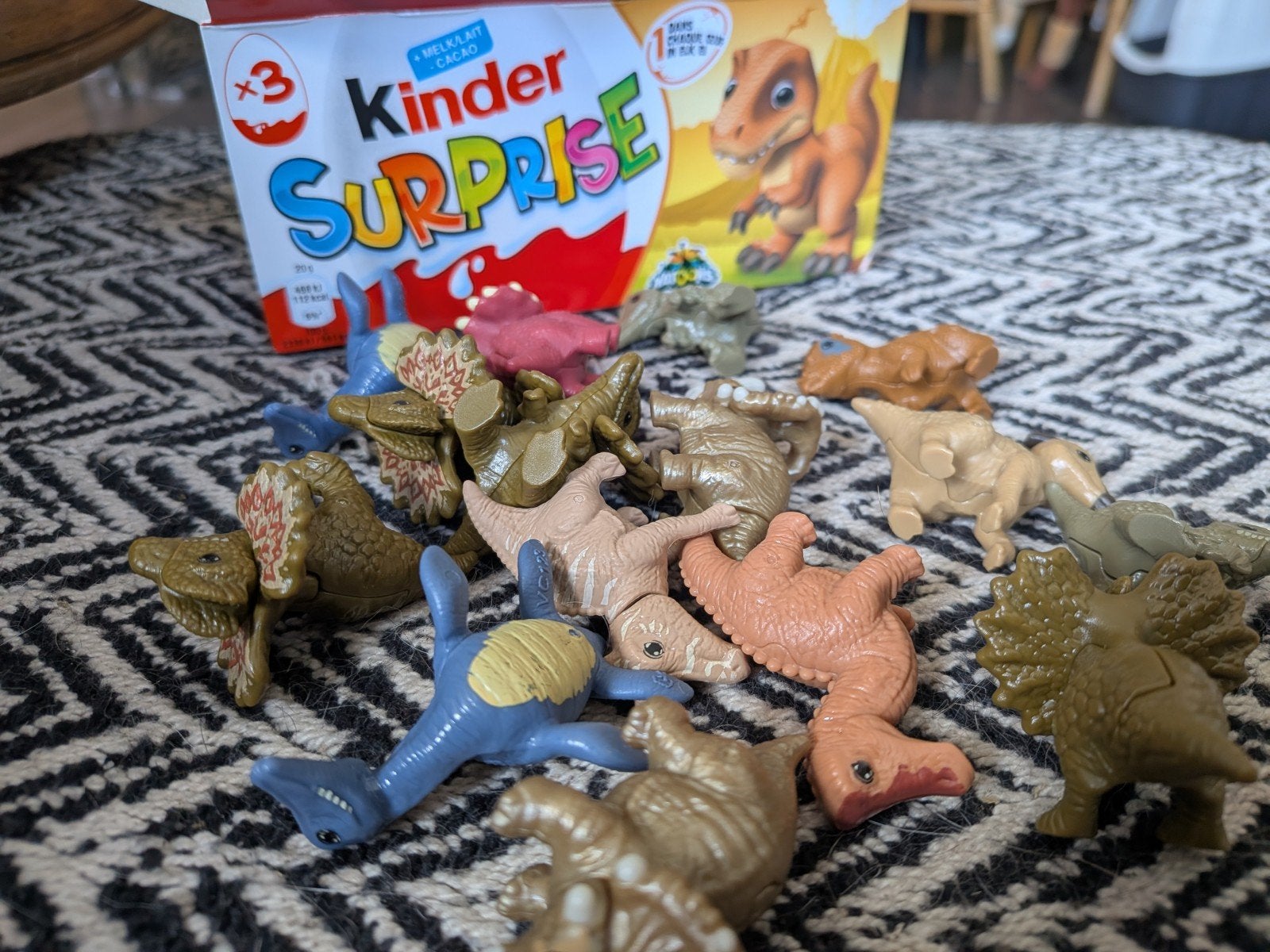 Kinder Surprise Dinos, Ophalen of Verzenden