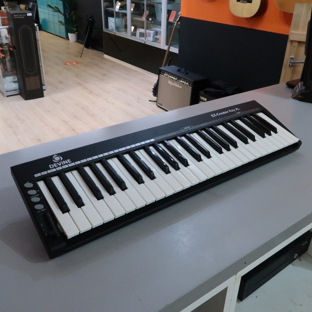 Devine EZ-Creator Key XL | in Goede Staat, Devine, Zo goed als nieuw, Sales@devineco.com, 42808 Christy Street, Suite 116
Fremont, CA 94538
USA