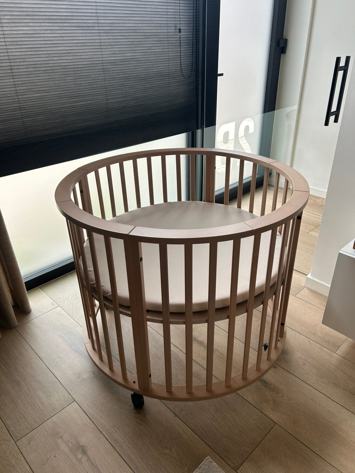 Europe Baby Circa Ronde Box - Mat Naturel, Kinderen en Baby's, Ophalen, Zo goed als nieuw, Rond, In hoogte verstelbaar
