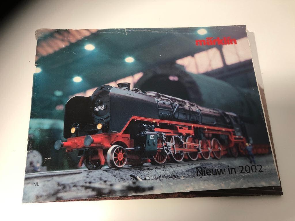 Marklin nieuwigheden catalogus 2002, Wisselstroom, Zo goed als nieuw, Märklin, Boek, Tijdschrift of Catalogus