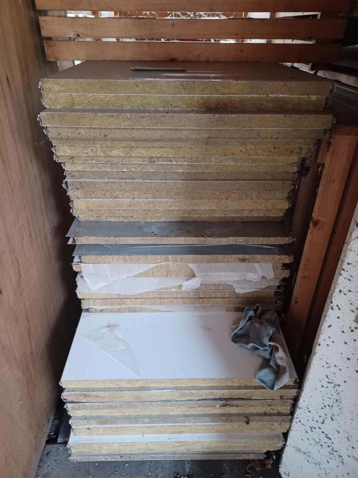 wandsysteem+koppelstrippen, Doe-het-zelf en Verbouw, Platen en Panelen, Ophalen, Zo goed als nieuw, Overige materialen, 20 tot 50 mm