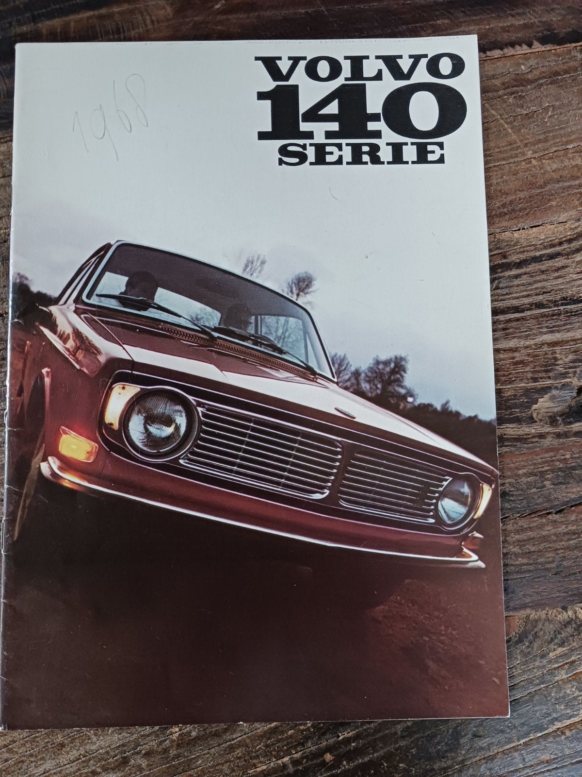 Volvo 140 serie folder 1968, Ophalen of Verzenden, Gelezen, Volvo