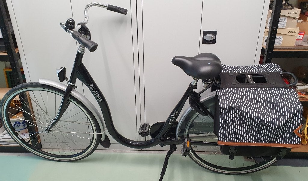 FIETS, Fietsen en Brommers, Terugtraprem, (Extra) lage instap, Zo goed als nieuw, Ophalen