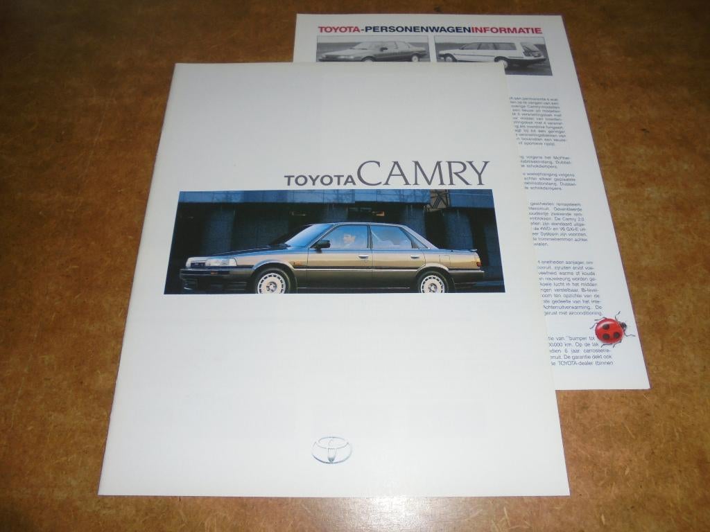 brochure Toyota Camry  1990, Ophalen of Verzenden, Zo goed als nieuw, Toyota