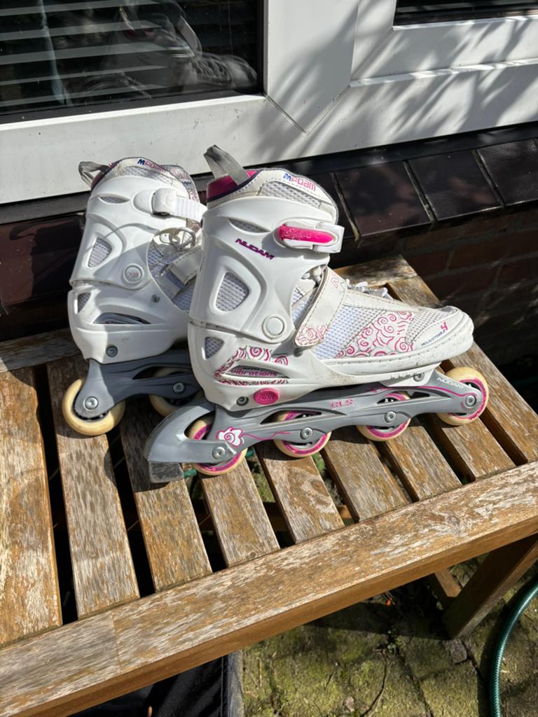 Skeelers, Sport en Fitness, Overige merken, Kinderen, Ophalen of Verzenden, Inline skates 4 wielen