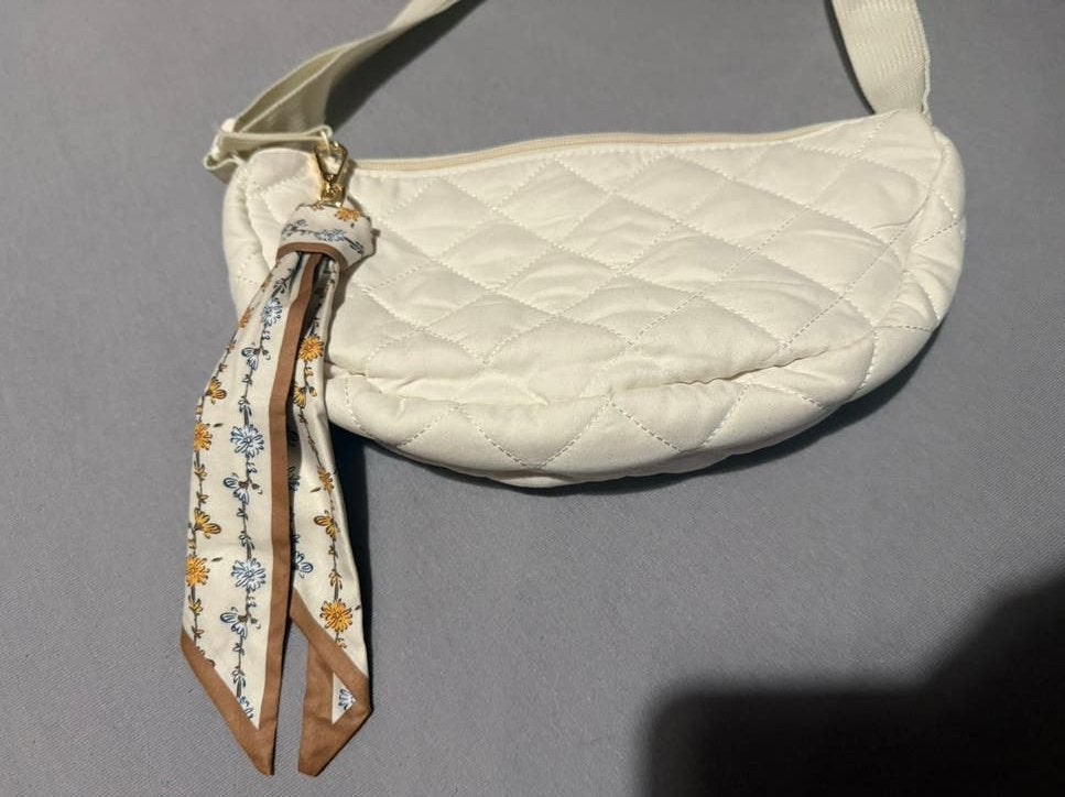 Tasje, Sieraden, Tassen en Uiterlijk, Tassen | Schoudertassen, Ophalen of Verzenden, Zo goed als nieuw, Wit, Overige merken