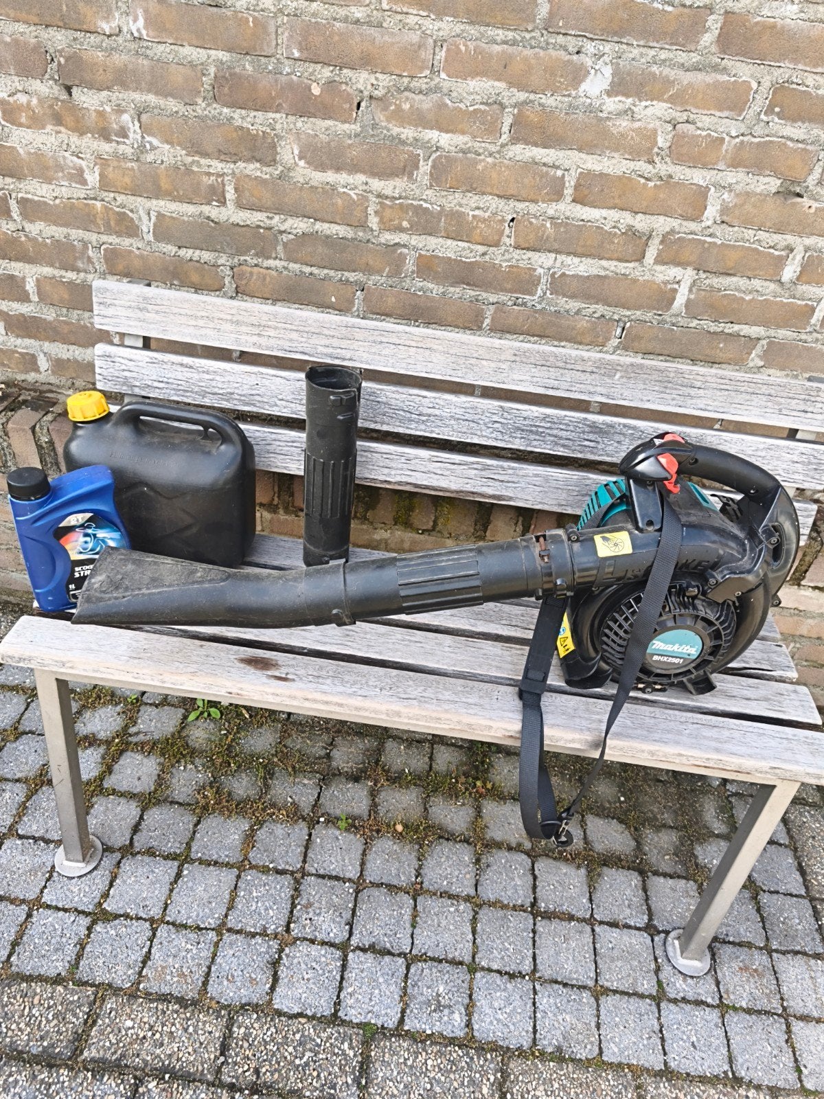 Makita bladblazer, Ophalen of Verzenden, Zo goed als nieuw, 1200 watt of meer, 30 tot 70 mm