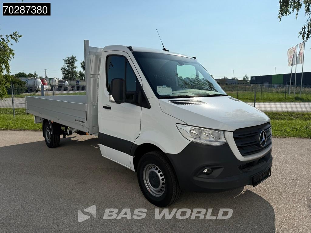 Mercedes Sprinter 317 CDI Open Laadbak Airco Cruise MBUX Car, Stof, Euro 6, 4 cilinders, Multifunctioneel stuurwiel