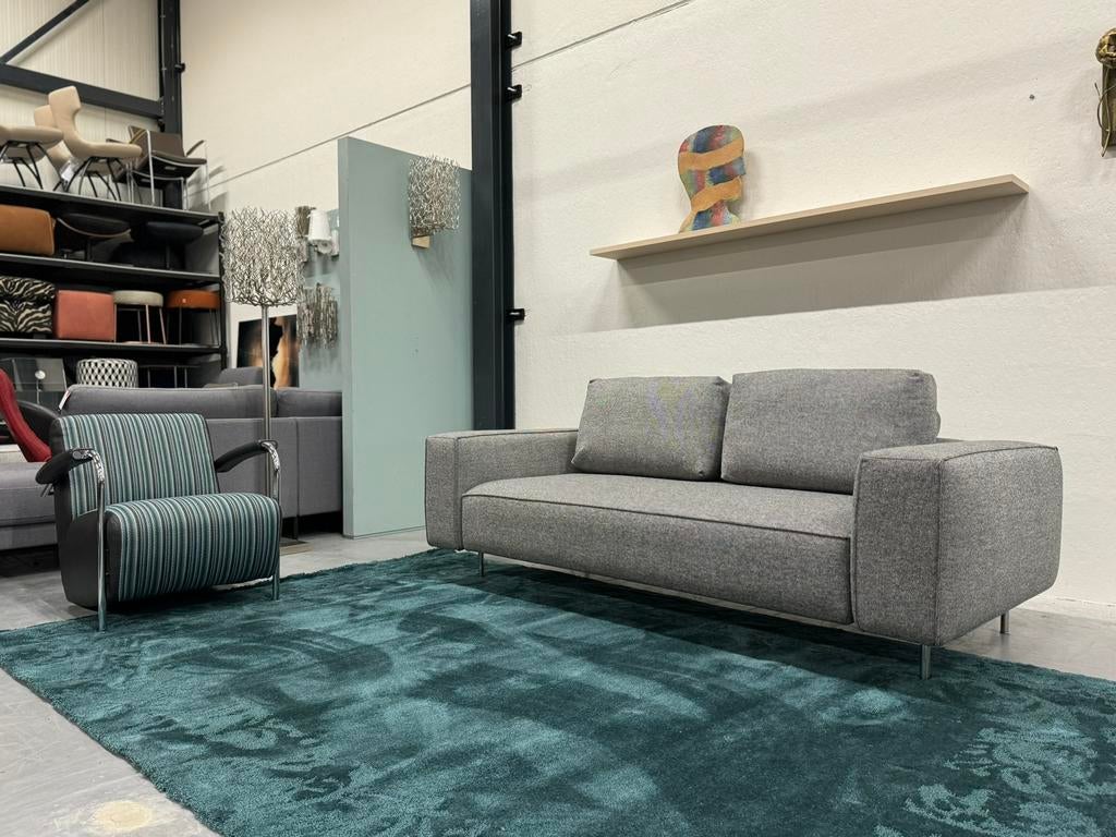 Nieuw Gelderland 7780 Bank 2,5 Zits Hallingdal Stof Design, Huis en Inrichting, Banken | Bankstellen, 75 tot 100 cm, Ophalen of Verzenden