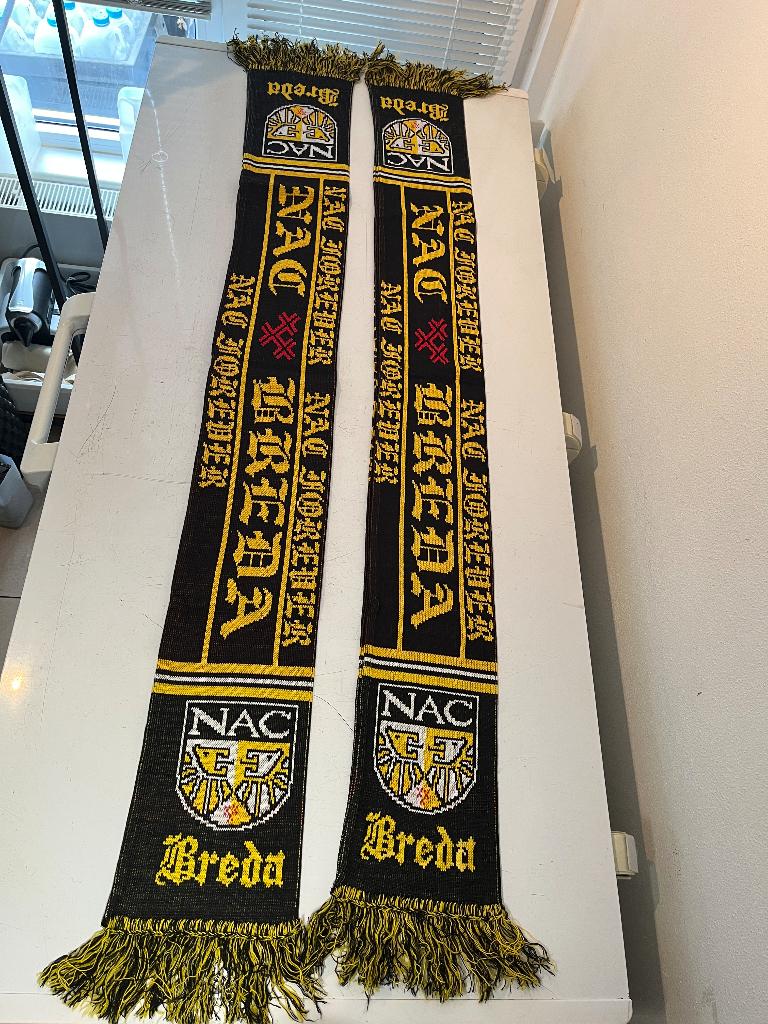 NIEUW 2x NAC Breda Sjalen met '96-2012 logo nooit gedragen., Ophalen of Verzenden, Nieuw, NAC Breda, Shirt
