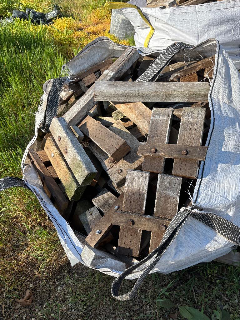 Azobe brandhout 65euro per bigbag, Tuin en Terras, Haardhout, Minder dan 3 m³, Ophalen, Overige houtsoorten, Blokken